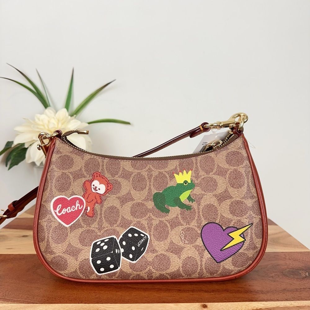 NWT Coach Teri Shoulder Bag In Signature Canvas With Sticker Print - Picture 6 of 11